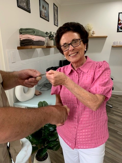 Six decades of dedication: Hairdresser's lasting legacy at Sundale